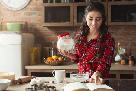 Backen ohne Grundzutaten - so geht's Backen ohne Grundzutaten - so geht's