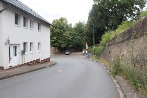 Mit PKW kollidiert - Radfahrerin schwer verletzt