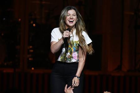 Kelly Clarkson äußert sich zu kurzfristiger Konzert-Absage Kelly Clarkson äußert sich zu kurzfristiger Konzert-Absage