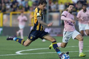 Mussolinis Urenkel spielt in der Serie A