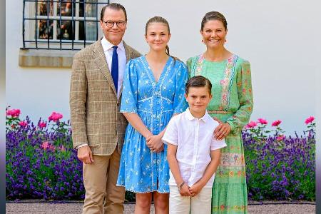 48. Geburtstag: Kronprinzessin Victoria strahlt mit ihrer Familie 48. Geburtstag: Kronprinzessin Victoria strahlt mit ihrer Familie