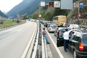 Schweiz plant Transit-Gebühr