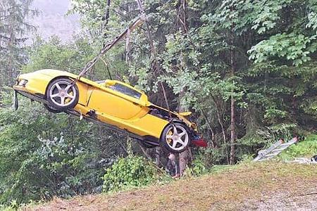 Porsche Carrera GT Rettungsaktion Alpen Österreich Strobl Feuerwehr