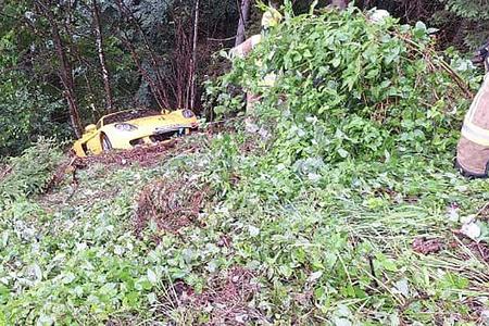 Porsche Carrera GT Rettungsaktion Alpen Österreich Strobl Feuerwehr