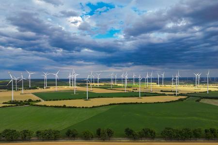 Nie zuvor wurden so viele neue Windräder in Deutschland genehmigt. Nie zuvor wurden so viele neue Windräder in Deutschland genehmigt.