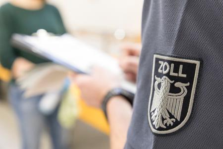 Bildquelle: Zoll
Bild: Kontrolle Bildquelle: Zoll
Bild: Kontrolle