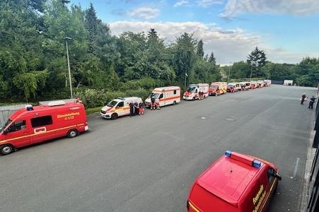 Aufstellung des PTZ 10 für den Kreis Recklinghausen an der Zentralen Feuer-und Rettungswache in Gelsenkirchen Buer Aufstellung des PTZ 10 für den Kreis Recklinghausen an der Zentralen Feuer-und Rettungswache in Gelsenkirchen Buer