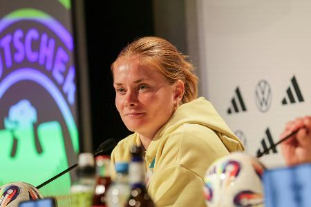Fehlende Konstanz: DFB-Frauen arbeiten mit Sportpsychologen Fehlende Konstanz: DFB-Frauen arbeiten mit Sportpsychologen