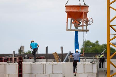 Auf dem Bau arbeiten traditionell viele Ungelernte.