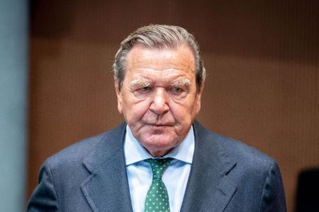 Ex-Kanzler Gerhard Schröder bietet an, per Video auszusagen. (Archivbild)