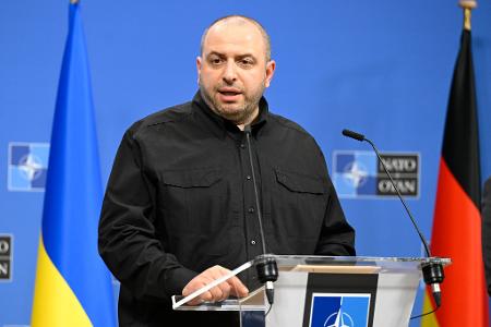 Kreml klagt über Europa und Ukraine, Kiew wechselt Regierung