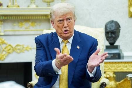 Donald Trump will neue Coca-Cola-Rezeptur: So reagiert der Konzern Donald Trump will neue Coca-Cola-Rezeptur: So reagiert der Konzern