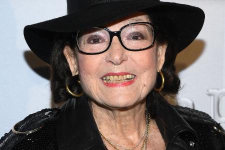 Nana Mouskouri