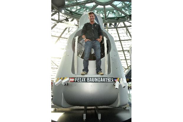 Baumgartner mit Österreich-Fahne. (Archivbild)