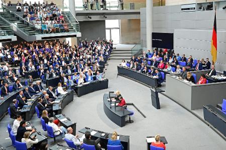 Klöckner will bessere Möglichkeiten für die Sicherheitsüberprüfung von Besuchern. 