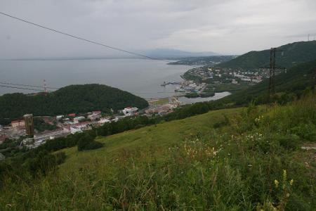 Die Menschen auf der Halbinsel Kamtschatka sind aufgerufen, sich bei Tsunami-Gefahr auf Anhöhen in Sicherheit zu bringen. (Archivbild) Die Menschen auf der Halbinsel Kamtschatka sind aufgerufen, sich bei Tsunami-Gefahr auf Anhöhen in Sicherheit zu bringen. (Archivbild)