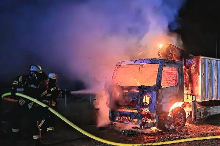 Brandbekämpfung (Foto: Feuerwehr Celle)