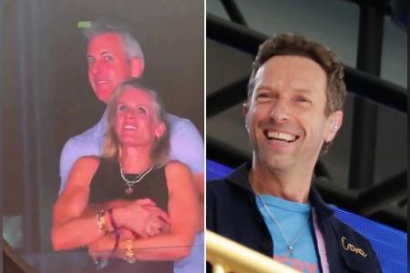 Nach Kiss-Cam-Eklat: Chris Martin macht sich über Vorfall lustig Nach Kiss-Cam-Eklat: Chris Martin macht sich über Vorfall lustig