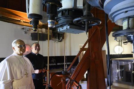 In seinem Sommerurlaub: Papst Leo XIV. telefoniert mit Buzz Aldrin In seinem Sommerurlaub: Papst Leo XIV. telefoniert mit Buzz Aldrin