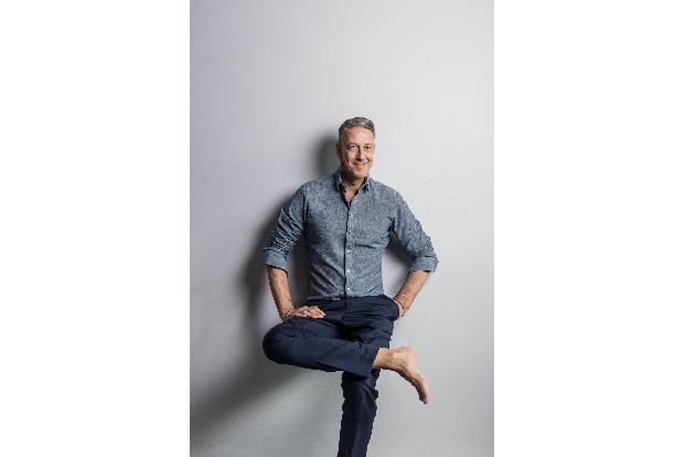 Michael Lehnert ist Orthopäde und Buchautor.