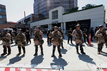 Das Pentagon beabsichtigt die rund 700 Marinesoldaten in Los Angeles abzuziehen. (Archivbild) Das Pentagon beabsichtigt die rund 700 Marinesoldaten in Los Angeles abzuziehen. (Archivbild)