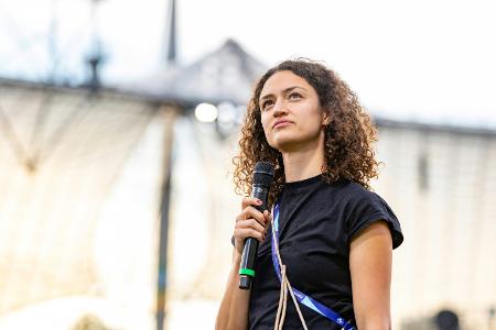 TV: Bazargani wird König-Nachfolgerin TV: Bazargani wird König-Nachfolgerin