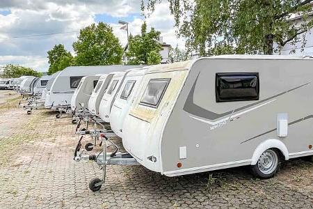 f_Caravanhandel_Händler_Moos_exotische_Modelle