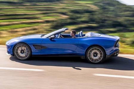 Aston Martin Vanquish Volante
