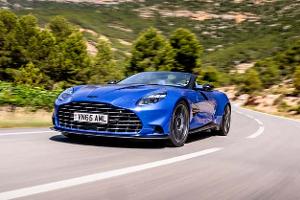 Aston Martin Vanquish Volante