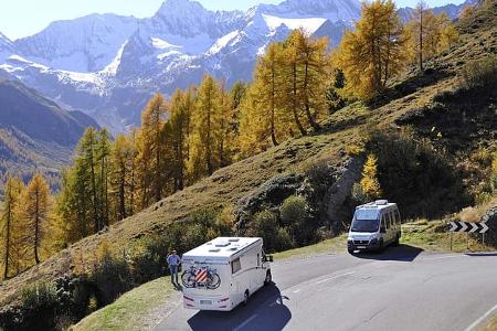 Aussichtspunkt mit Parkplatz