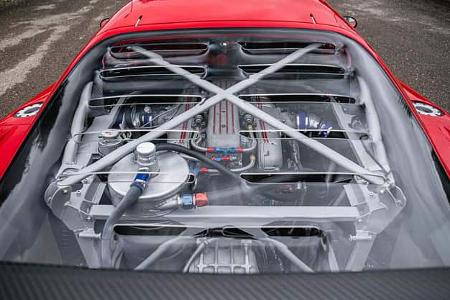 Ferrari F40 mit V12-Motor Ð 1992er Simpson-Ferrari V12 GTR