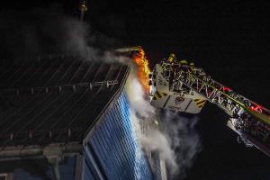 Das Brandgutachten bestätigt: Das Feuer war Brandstiftung. (Archivbild)