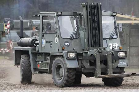 Spezialfahrzeuge der Bundeswehr