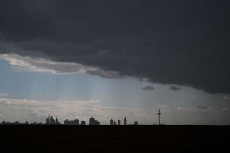 Regen, Regen, Regen: Der Juli in Deutschland war insgesamt zu nass. (Symbolfoto) 