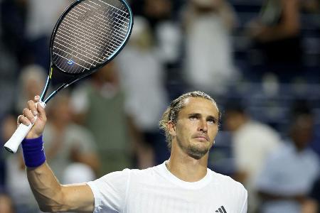 Zverev zieht mit 500. ATP-Sieg ins Achtelfinale ein Zverev zieht mit 500. ATP-Sieg ins Achtelfinale ein