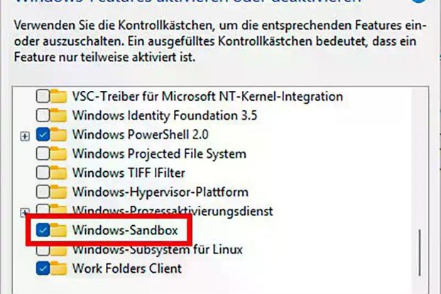 Die Windows-Sandbox ist standardmäßig deaktiviert. Deshalb musst Du sie zunächst im Bereich „Programme und Features“ einschalten.