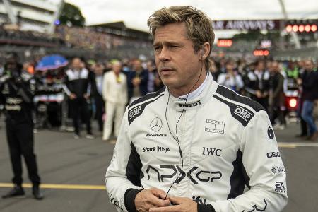 Brad Pitt feiert mit Brad Pitt feiert mit