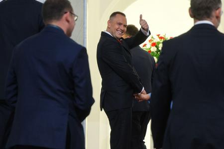 Polens neuer Präsident Karol Nawrocki hat den Amtseid abgelegt. (Foto aktuell)