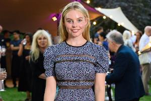"Outlander"-Star Nell Hudson: Erstes Baby ist auf der Welt