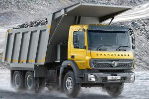 08/2025 BharatBenz HX Baustellen-Truck Daimler Indien