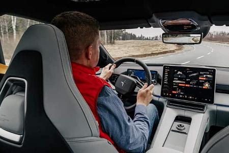 Polestar 4