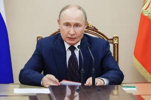 Kremlchef Putin spricht mit Nachbarstaaten und Verbündeten.