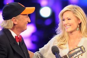 Helene Fischer singt mit Otto Waalkes: Baby Shark, doo-doo, doo-doo