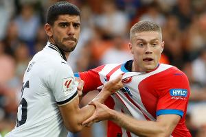 1. FC Köln leiht Innenverteidiger Özkacar aus