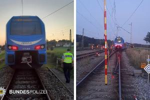 Erst wurde die Regionalbahn bei Geltendorf aufs falsche, bahnsteiglose Gleis geleitet, anschließend führt die Rangierfahrt ins stromlose Gleis. "Wenns läuft, dann ..."