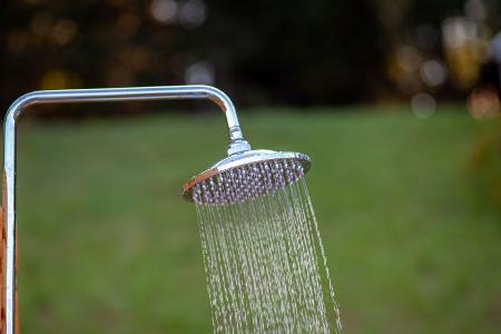 Outdoor-Dusche