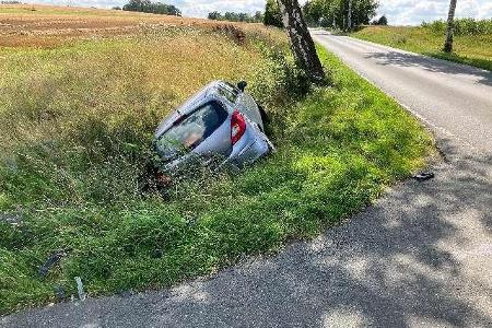 Die beteiligten Pkw mussten abgeschleppt werden
