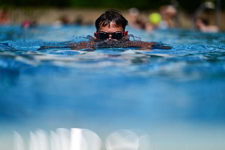 Die Hitze kommt zurück: Abkühlung im Freibad