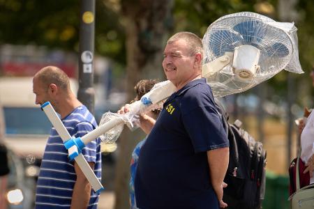 Vom Ventilator bis zur Klimaanlage: Arbeitgeber sind in der Pflicht. (Archivbild)