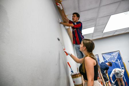 Es sollte ein harmloser Abistreich werden: ein bisschen Sprühkreide an Wände und Schulgebäude.